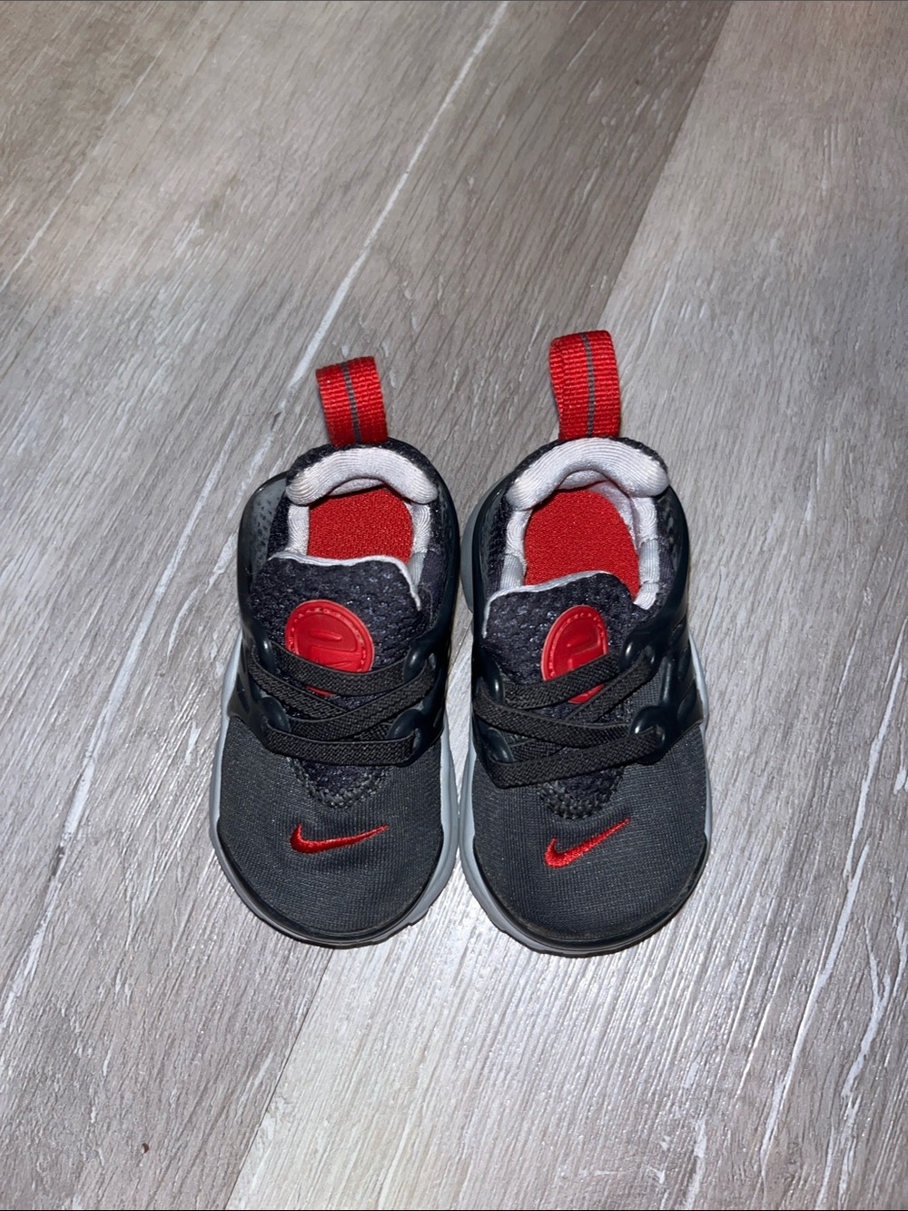 Nike Kids Black and Red Slip-On Sneakers
